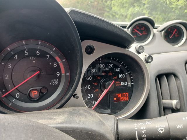 ניסאן 370Z