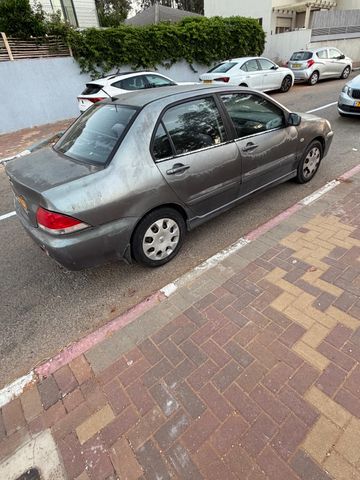 מיצובישי לנסר