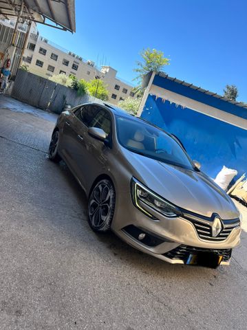 רנו מגאן