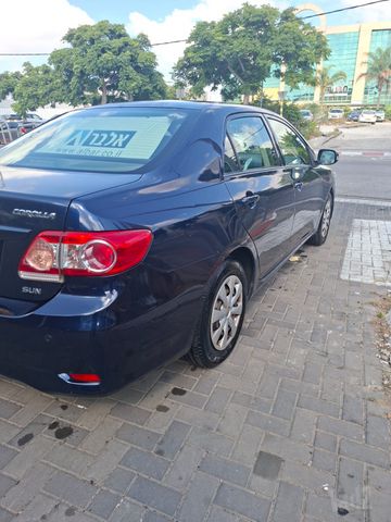 טויוטה קורולה
