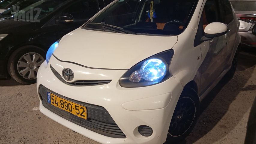 טויוטה אייגו