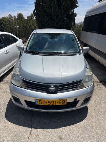ניסאן טידה