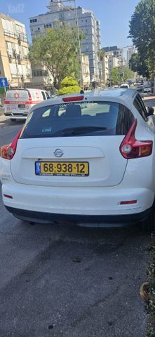 ניסאן ג'וק