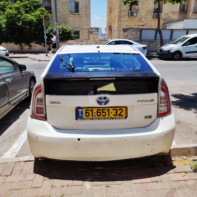 טויוטה פריוס