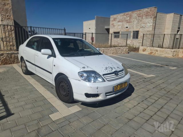 טויוטה קורולה
