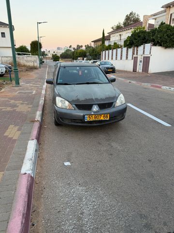 מיצובישי לנסר