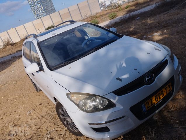 יונדאי i30
