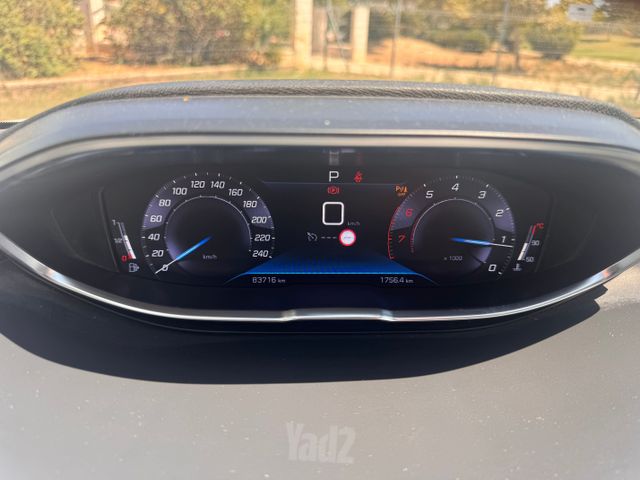 פיג'ו 5008