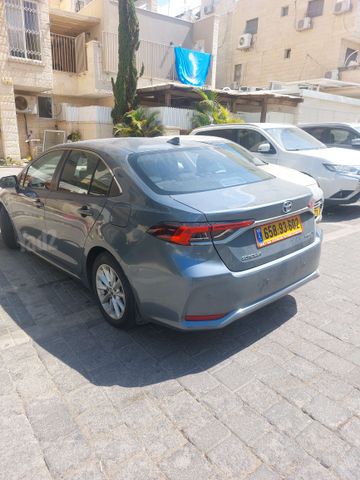 מודעת רכב טויוטה קורולה