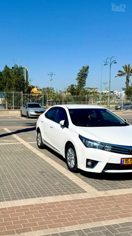 מודעת רכב טויוטה קורולה
