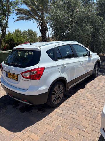 סוזוקי קרוסאובר