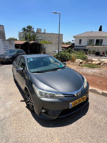 מודעת רכב טויוטה קורולה