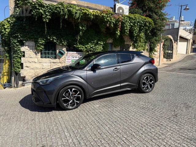 טויוטה C-HR