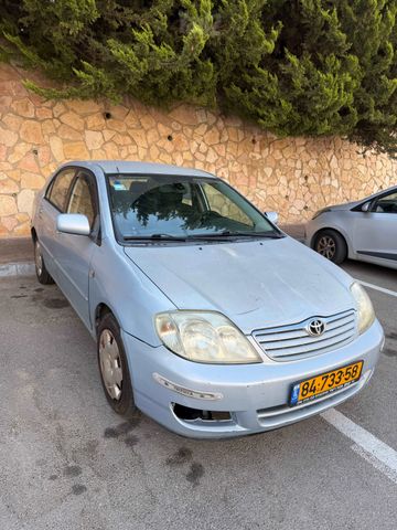 טויוטה קורולה