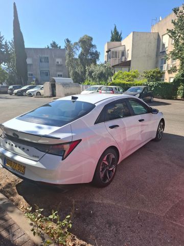 יונדאי אלנטרה