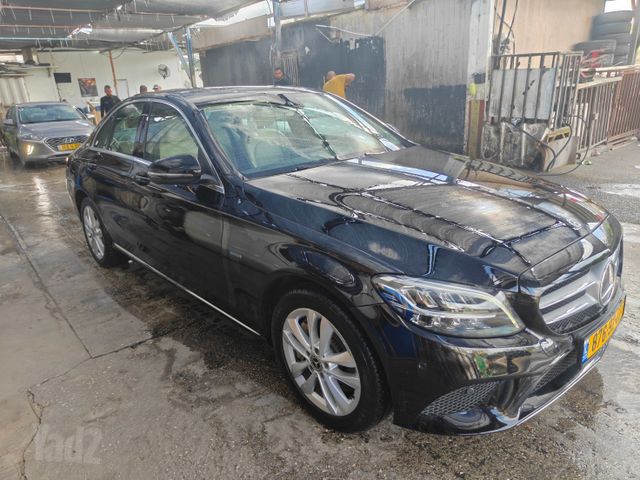 מרצדס-בנץ C-class