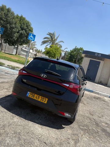 יונדאי i20