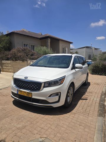 מודעת רכב קיה קרניבל