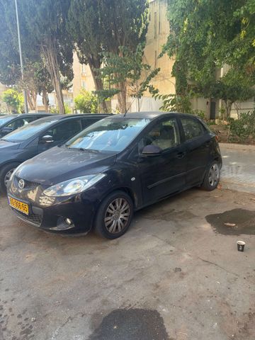 מודעת רכב מאזדה 2