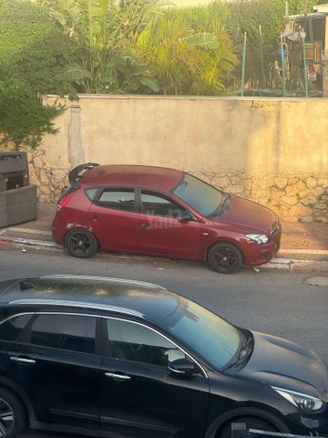 יונדאי i30