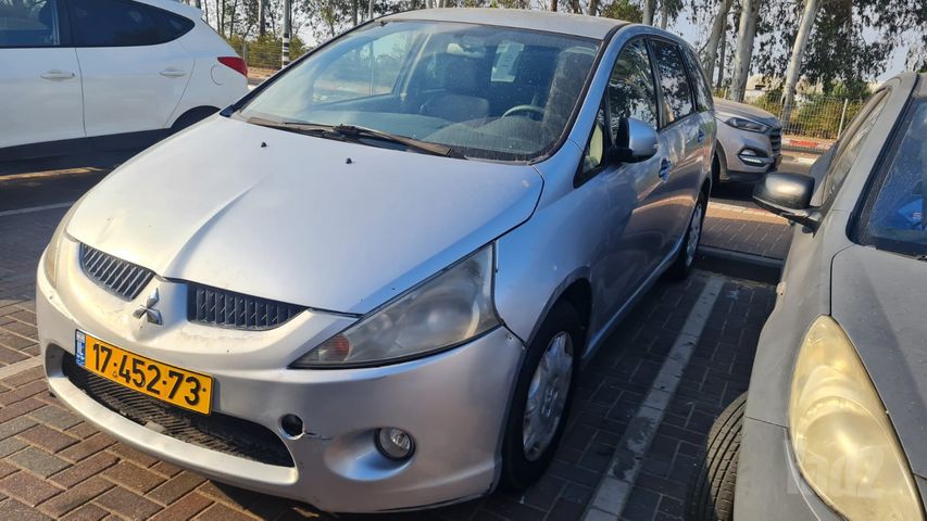 מודעת רכב מיצובישי גרנדיס