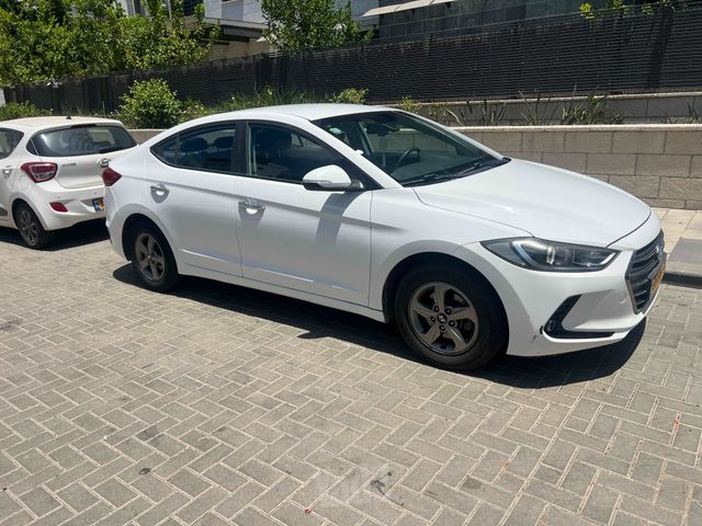 יונדאי אלנטרה