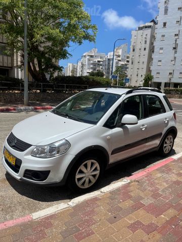 סוזוקי SX4