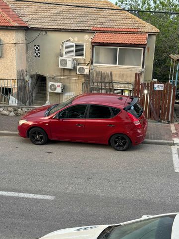 יונדאי i30