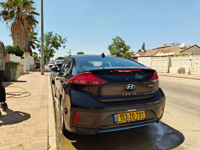 מודעת רכב יונדאי איוניק