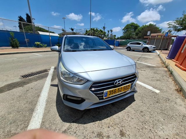 יונדאי אקסנט i25
