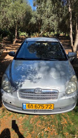 יונדאי אקסנט i25