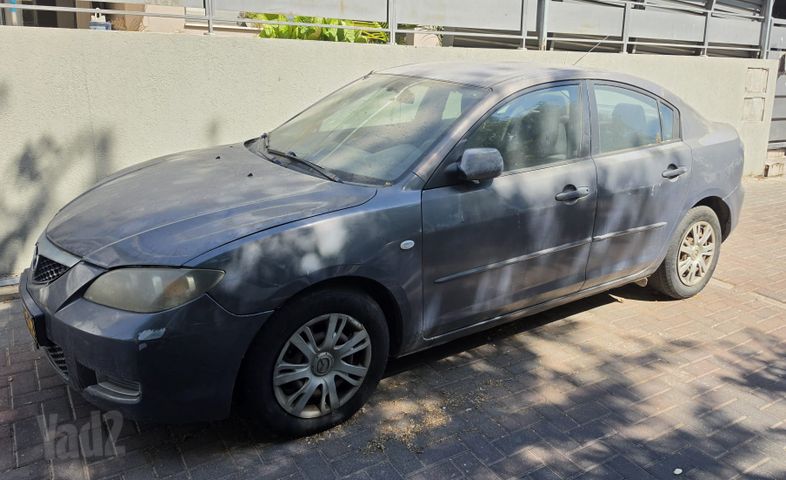 מודעת רכב מאזדה 3