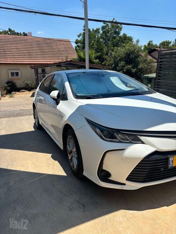 טויוטה קורולה