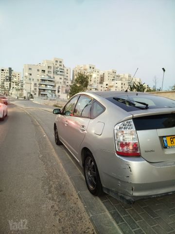 טויוטה פריוס