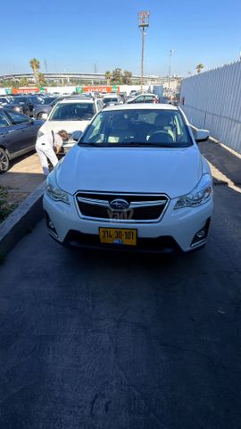 מודעת רכב סובארו XV