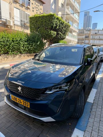 פיג'ו 3008