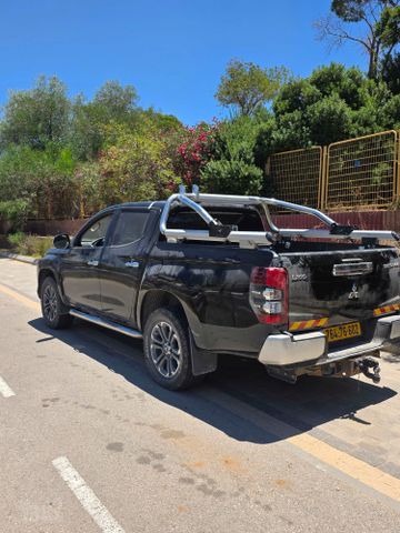 מיצובישי טרייטון / L200