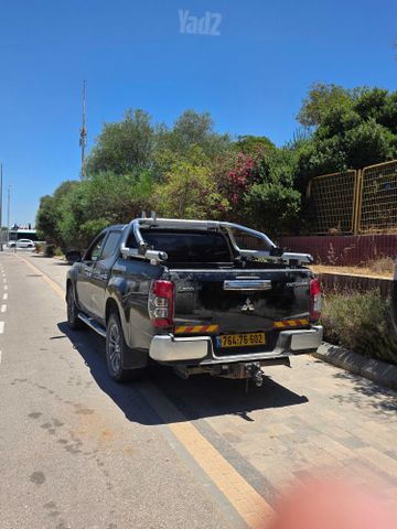 מיצובישי טרייטון / L200