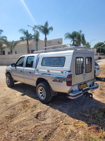 מאזדה B-series