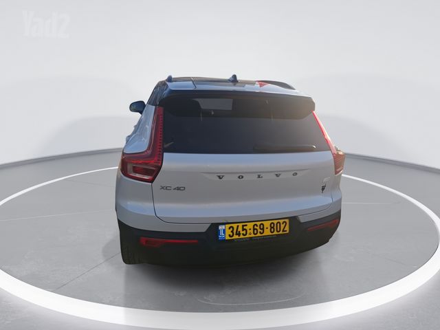 וולוו XC40