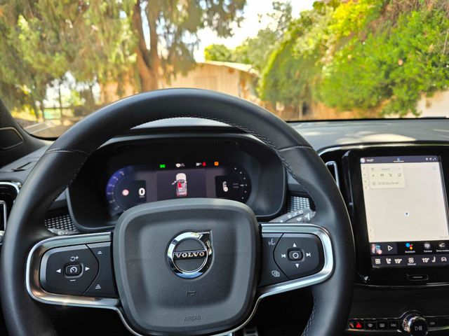 וולוו XC40