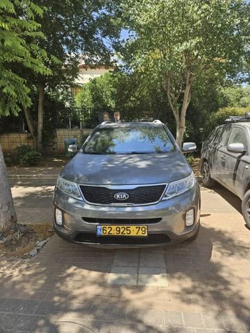 קיה סורנטו
