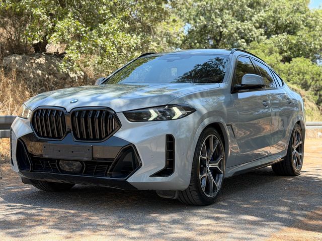 ב מ וו X6