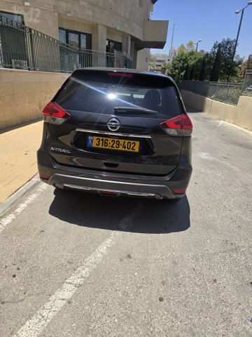 ניסאן אקס טרייל