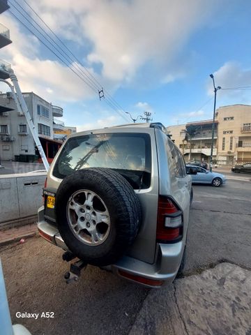 מיצובישי פג'רו