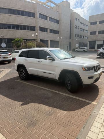 ג'יפ גרנד צ'ירוקי