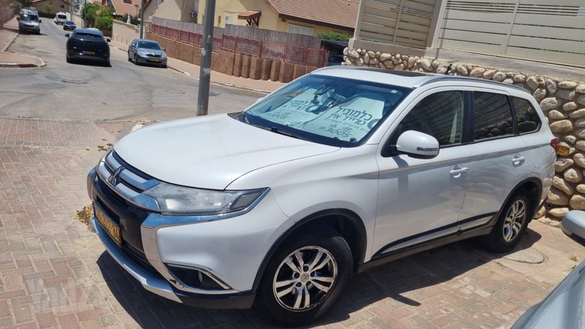 מודעת רכב מיצובישי אאוטלנדר