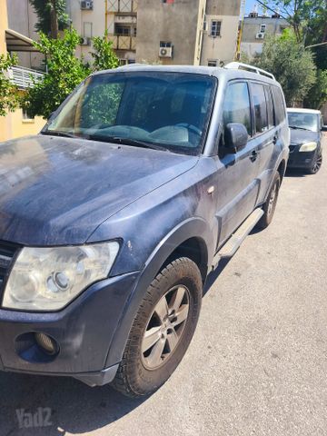 מיצובישי פג'רו