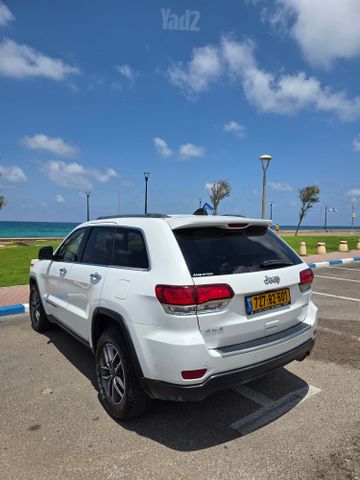 ג'יפ גרנד צ'ירוקי