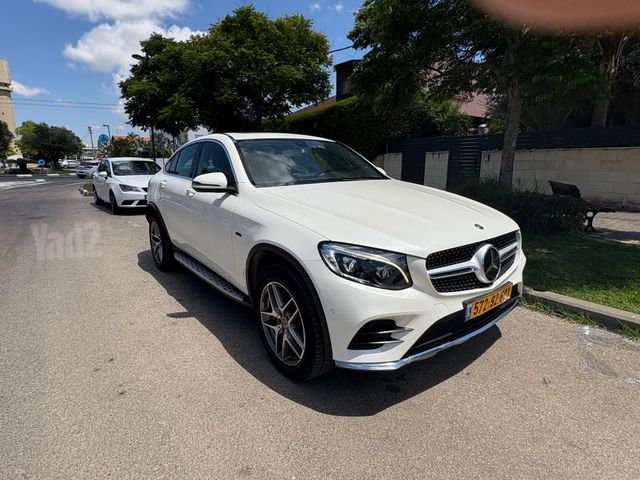 מרצדס-בנץ GLC קופה